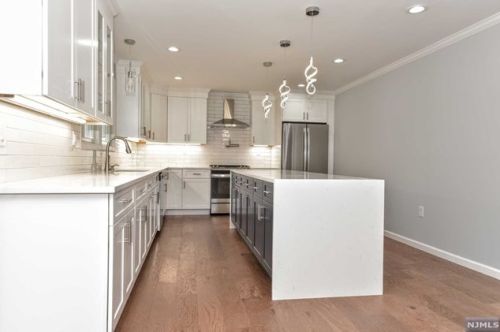515 Anderson Ave, Wood-Ridge NJ  07075-2309 exterior