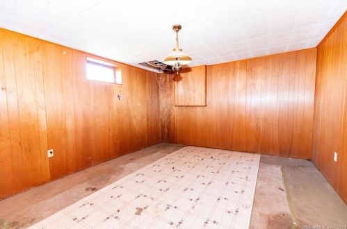 1702 Country Club Rd, Middletown CT  06457-2351 exterior