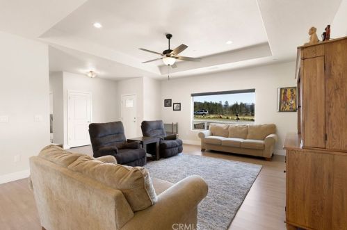 1715 Ellis Dr, Paradise CA  95969-5529 exterior