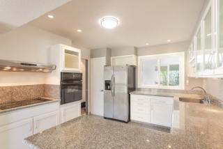 136 Clifford Ter, San Francisco CA 94117-4506 exterior