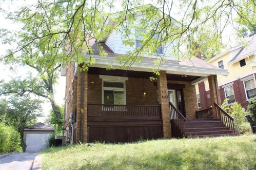 2716 Baker Ave, Cincinnati, OH 45211-8102