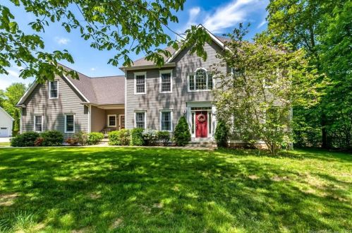 9 Gary Ln, Colchester, CT 06415-1781