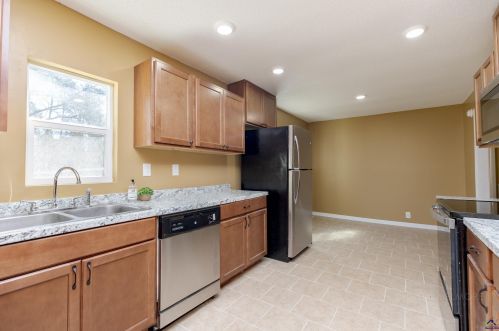 2910 Moody Rd, Warner Robins GA  31088-6200 exterior