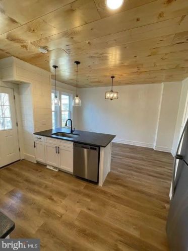 432 Ruby St, Lancaster PA  17603-5067 exterior