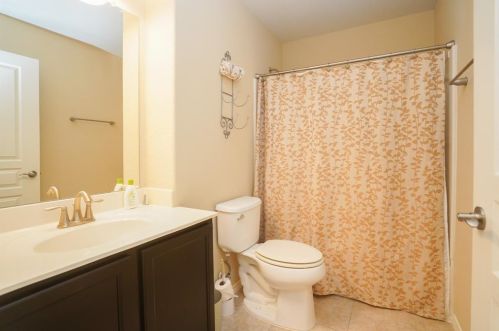 2918 Cone Flower Dr, Richmond TX 77469-5550 exterior