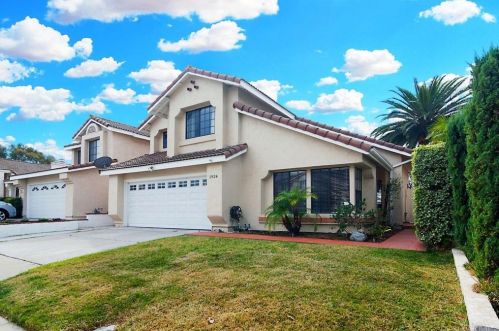 1924 Clearbrook Dr, Chula Vista, CA 91913-2328