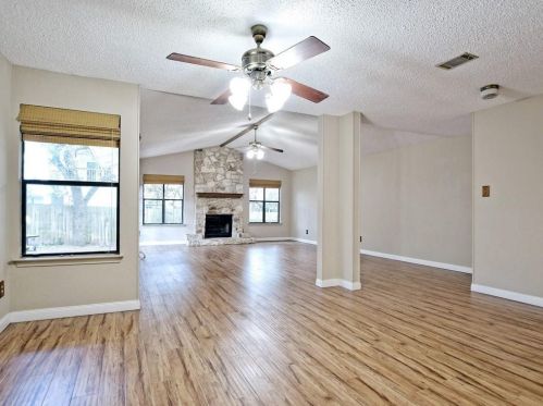 11454 Bristle Oak Trl, Austin TX  78750-1389 exterior