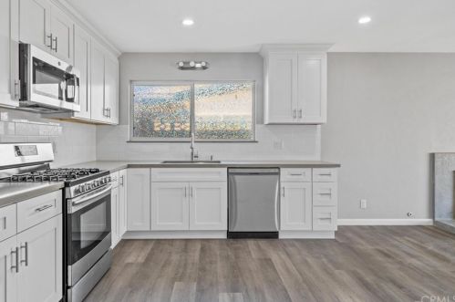 45216 Lorimer Ave, Lancaster CA 93534-1318 exterior