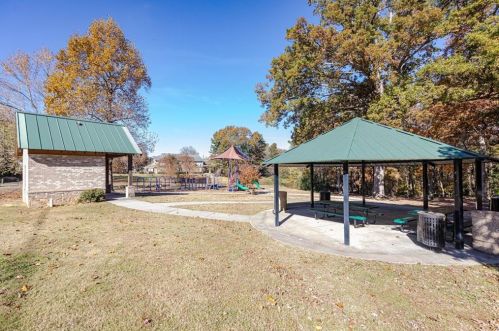 2440 Field Way, Atlanta GA  30319-4094 exterior