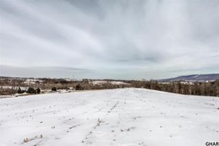 5 Gambers Corner Rd, Duncannon, PA 17020-9780