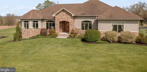 253 Bonnybrook Rd, Carlisle, PA 17015-9286