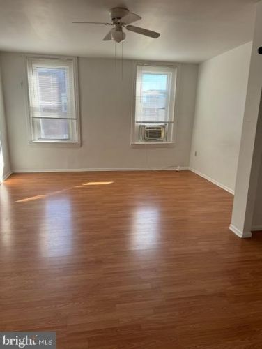 2028 17th St, Philadelphia, PA 19121-2345