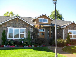 8810 Braeburn Loop, Yakima, WA 98903-9668