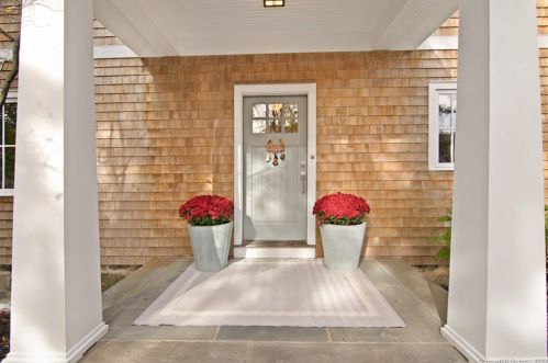 52 Wilson Ave, Norwalk CT  06853-1521 exterior