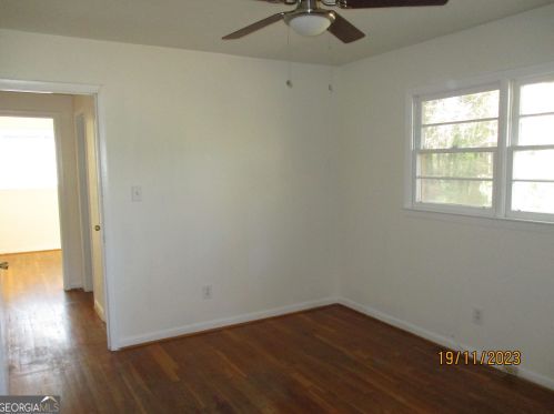 2783 Hedgewood Dr, Atlanta GA  30311-1231 exterior