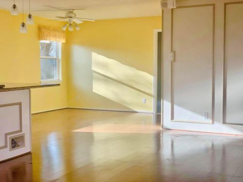 10212 Chesterton Dr, Dallas TX  75238-2248 exterior