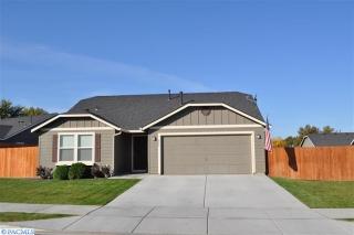 512 Irving Pl, Kennewick, WA 99336-1845