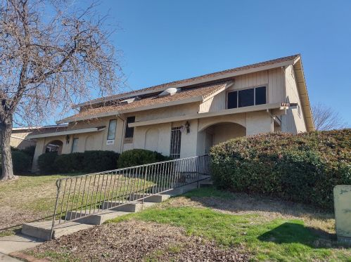 6216 Van Maren Ln, Citrus Heights, CA 95621-5432