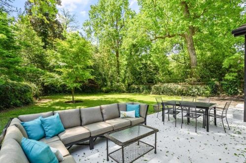 215 Camden Rd, Atlanta GA  30309-1511 exterior