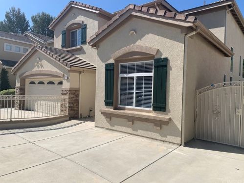 935 Cloverdale Dr, Anaheim CA  92808-1685 exterior