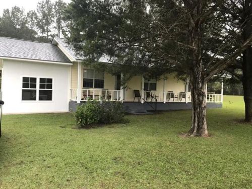 5075 Willacoochee Hwy, Willacoochee, GA 31650-4250