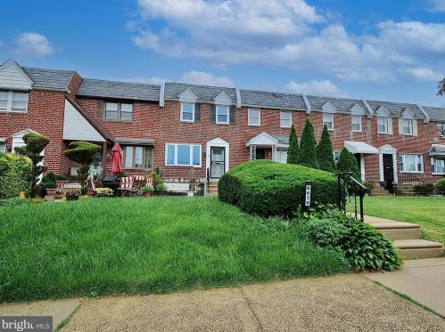 6629 Lawrence St, Philadelphia, PA 19126-3133