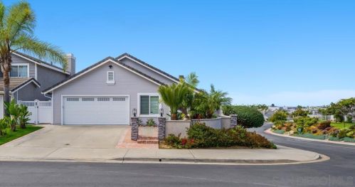 6905 Whitecap Dr, Carlsbad, CA 92011-3745