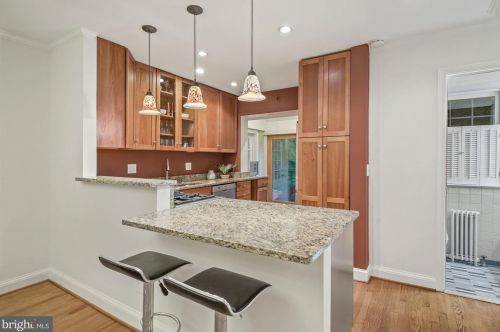 8024 Glenside Dr, Silver Spring MD 20912-7326 exterior