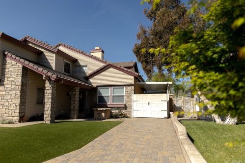 9127 Middlefield Dr, Riverside CA  92508-6261 exterior