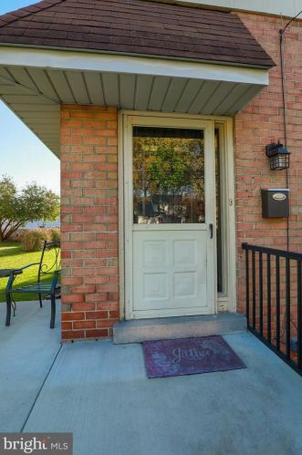 829 Fountain Ave, Lancaster PA 17601-4532 exterior