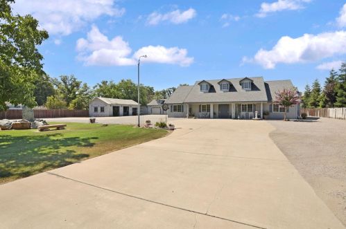 10671 Copperopolis Rd, Stockton, CA 95215-1521