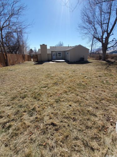 396 Clifton Ave, Highland, UT 84003-1128