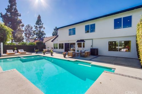 18230 Santa Arabella St, Santa Ana CA  92708-5508 exterior