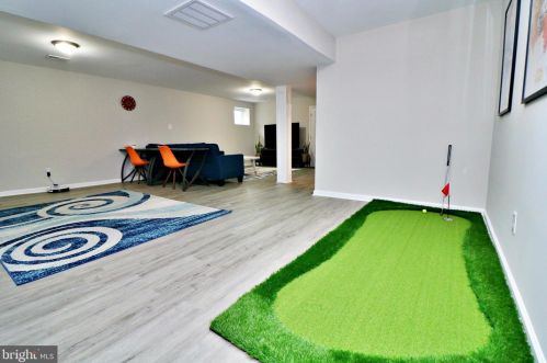 259 Revenoor Rd, Harpers Ferry WV 25425 exterior