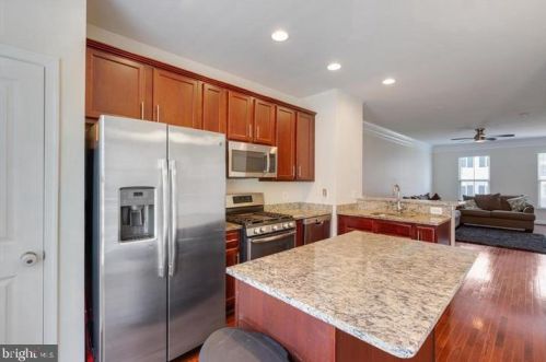 4512 Potomac Highlands Cir, Triangle VA  22172-1791 exterior