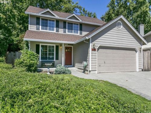 589 26th Ct, Beaverton, OR 97124-7201