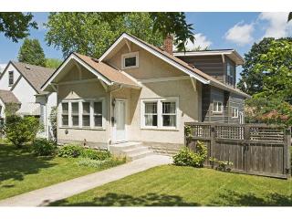 2751 Hayes St, Minneapolis MN  55418-3053 exterior