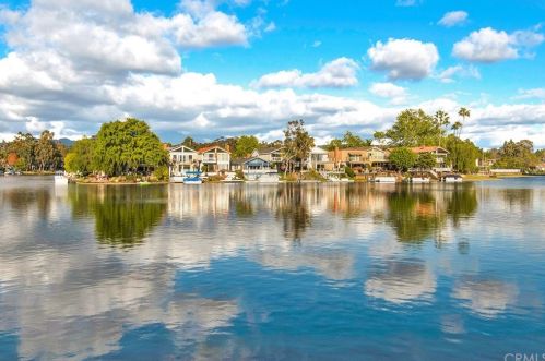 22832 Sailwind Way, El Toro, CA 92630-3677