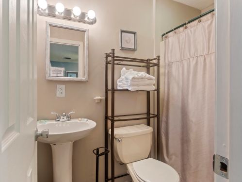 3405 Hartnett Blvd, Isle Of Palms SC  29451-2569 exterior