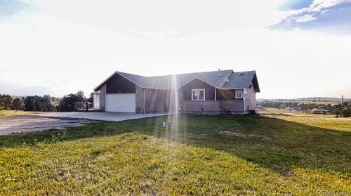 1595 Kiowa Trl, Elizabeth, CO 80107-8499