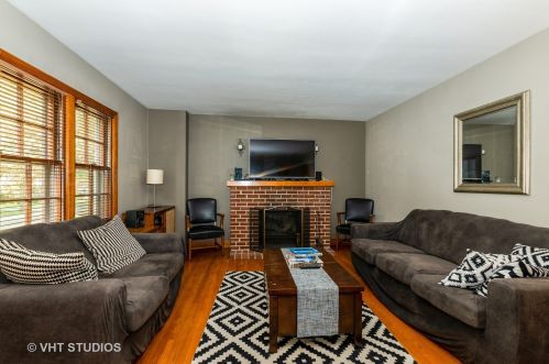 1825 Evergreen Rd, Homewood, IL 60430-3336