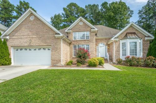 2122 Sargent Quick Dr, Chattanooga, TN 37421-2855