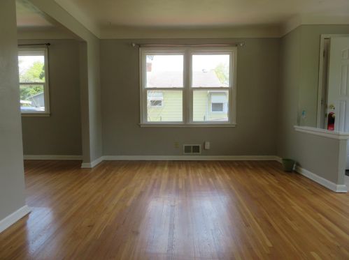 1377 Ames Ave, Saint Paul MN  55106-3518 exterior