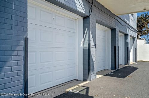 1706 Park Ave, Tinton Falls NJ 07712-5161 exterior