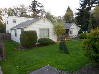 3593 Portland Ave, Tacoma, WA 98404-4702