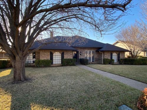 7411 Gracefield Ln, Dallas, TX 75248-1611