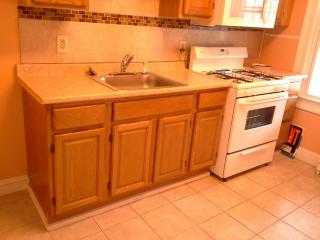 2321 Guilford Ave, Baltimore MD  21218-5207 exterior