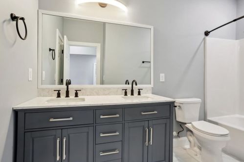 1694 Evans Dr, Atlanta GA  30310-4502 exterior