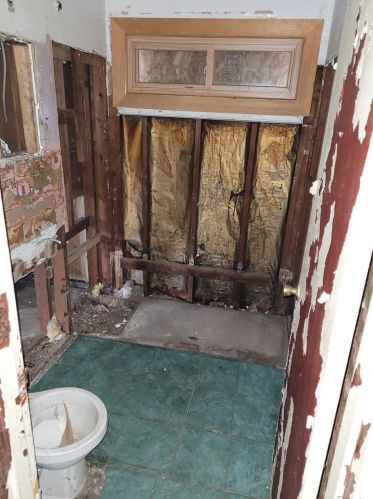 1143 Floyd St, Gary IN 46403-3818 exterior