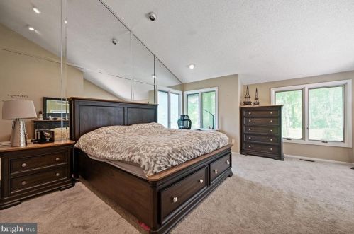 204 Sayre Dr, Princeton NJ  08540-5826 exterior